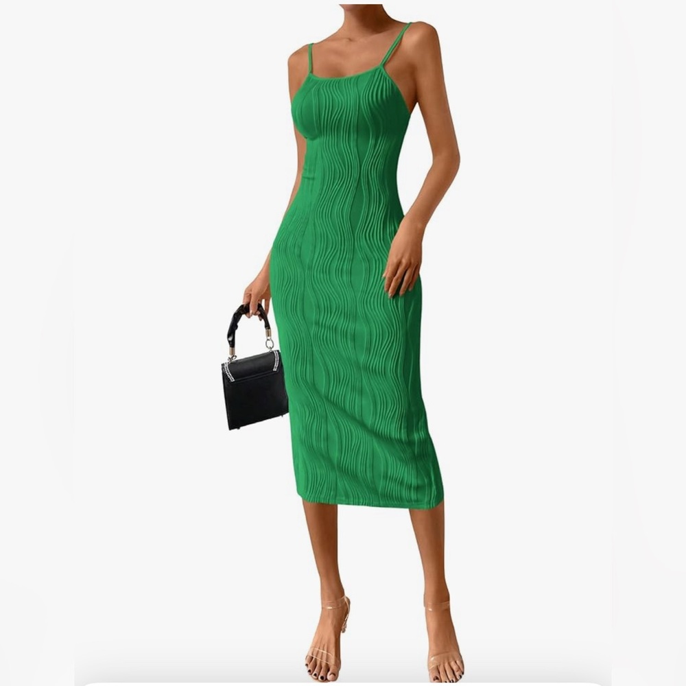 NWOT PRETTYGARDEN Green Midi Dress